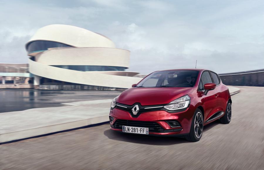  Renault Clio 2016 года  (фото 67 из 80)